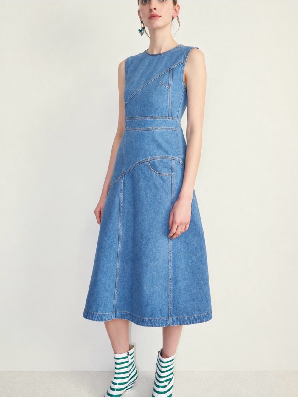 Orig $895 Christian Wijnants Seam Detail Light Blue Denim Midi Dress (Euro 38)